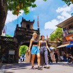 Vietnam Travel Guide: Hanoi – Top Sights, Food & Tips